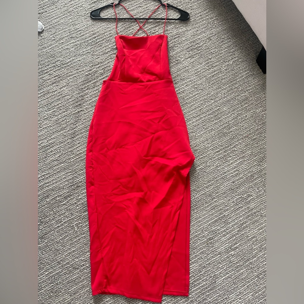 Midi red backless dress